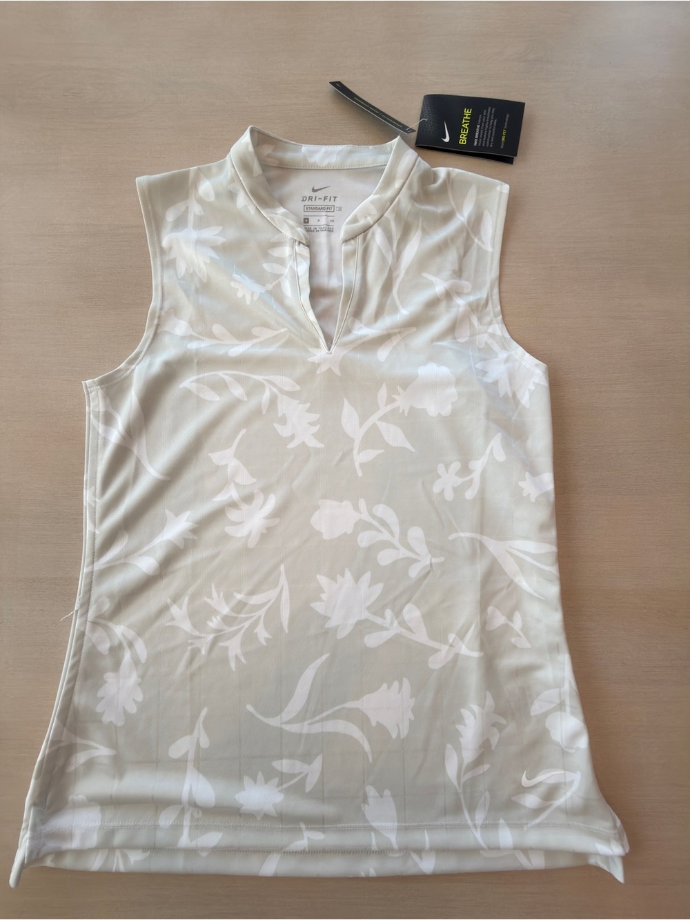 Nike Women's Sleeveless Floral Dri-FIT Tank - Small